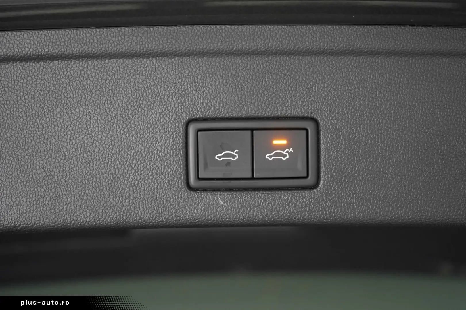 VW Touareg 3.0 V6 TDI 4Motion R line