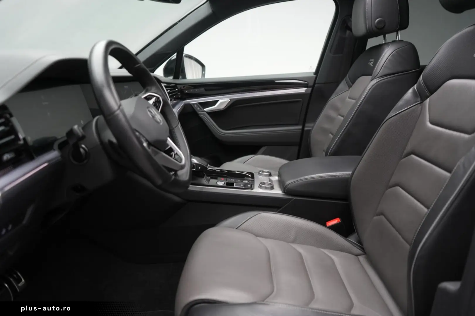 VW Touareg 3.0 V6 TDI 4Motion R line