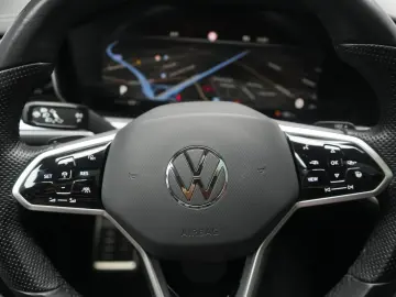 VW Touareg 3.0 V6 TDI 4Motion R line