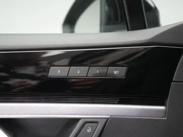 VW Touareg 3.0 V6 TDI 4Motion R line