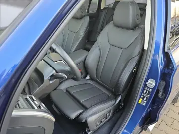 BMW X3  xDr. 30e AHK Laser Pano Head-Up 360  ACC