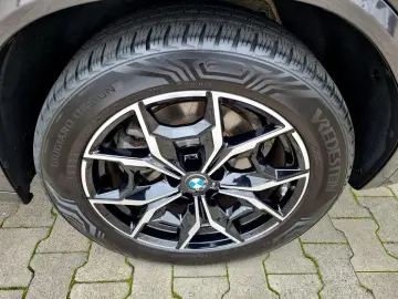 BMW X3  xDr. 20d M-Sport DAB 360  Leder Mokka WLAN