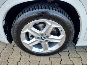 BMW X1  xDr. 20d M-Sport AHK Harman&Kardon Pano ACC