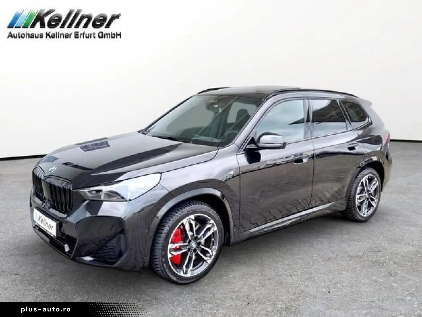 BMW X1  20i M-Sport Pro AHK Head-Up Pano 360  19 Zo