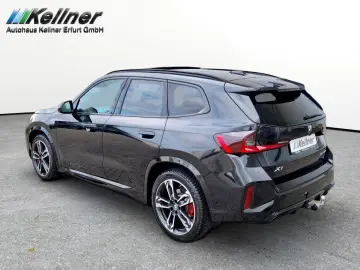 BMW X1  20i M-Sport Pro AHK Head-Up Pano 360  19 Zo