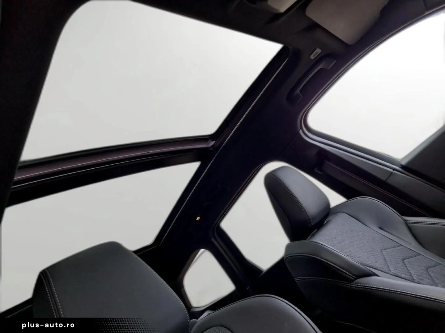 BMW X1  20i M-Sport Pro AHK Head-Up Pano 360  19 Zo