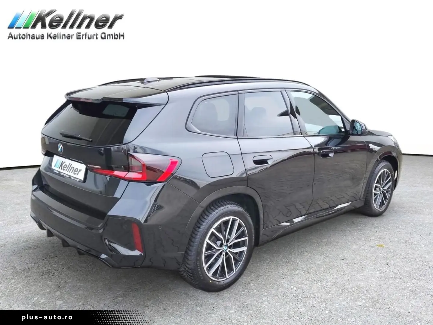 BMW X1  18i M-Sport AHK Pano aLED R-Kamera Travel Pa