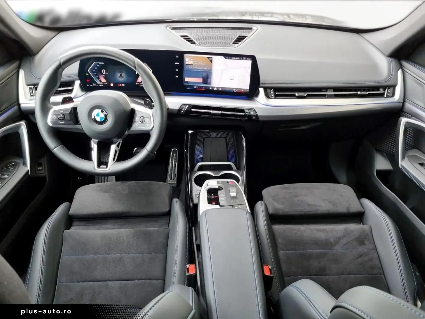 BMW X1  18i M-Sport AHK Pano aLED R-Kamera Travel Pa