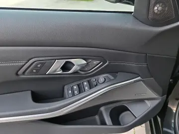 BMW M340d  xDr. Harman&Kardon Head-Up ACC DAB Pano a