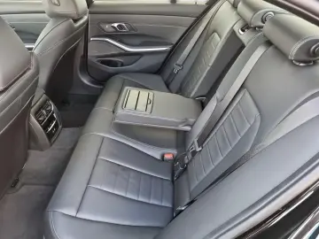 BMW M340d  xDr. Harman&Kardon Head-Up ACC DAB Pano a