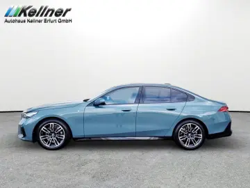 BMW 520 i Limo M-Sport AHK Pano 360  Standh Harman&