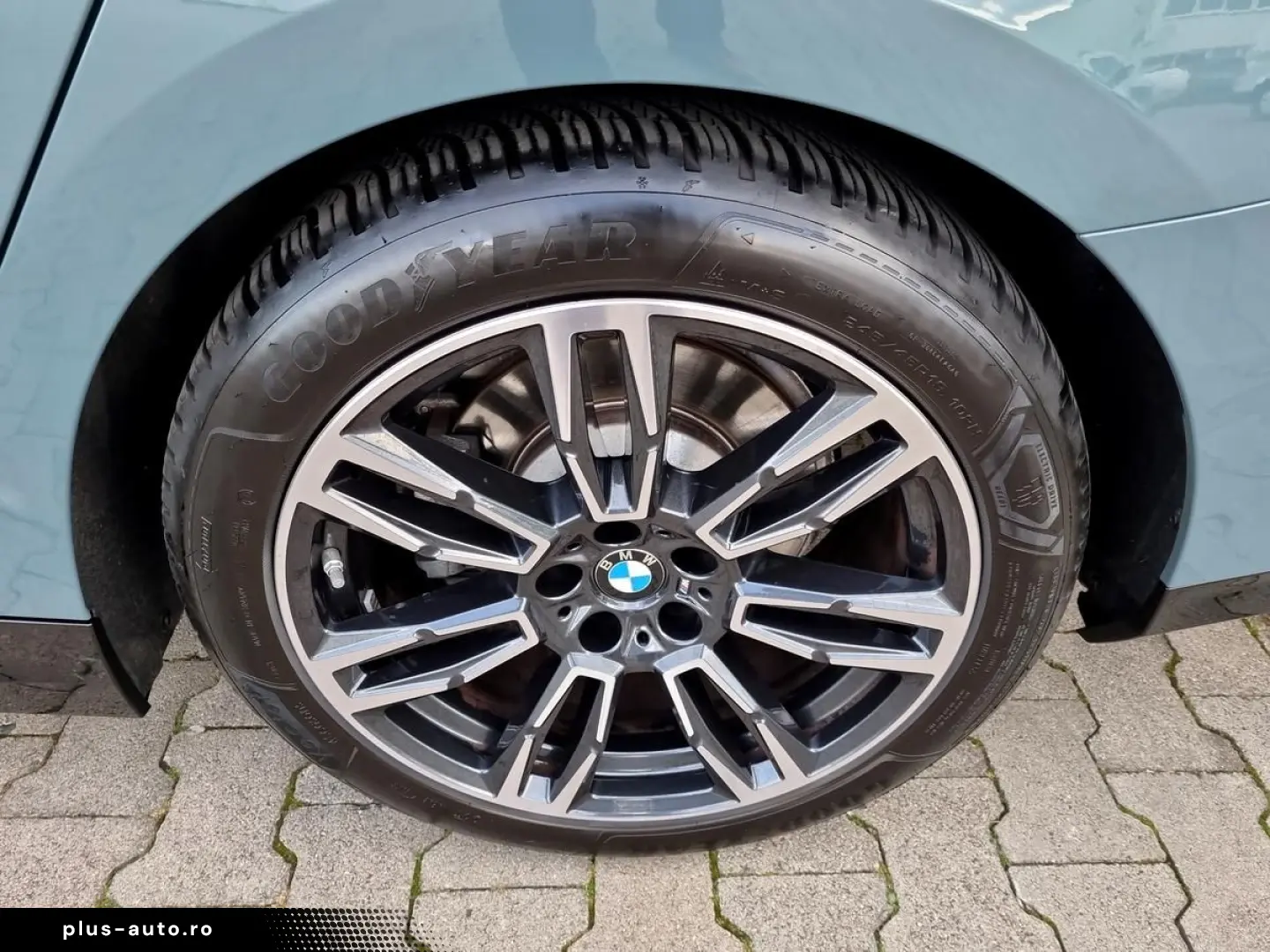BMW 520 i Limo M-Sport AHK Pano 360  Standh Harman&