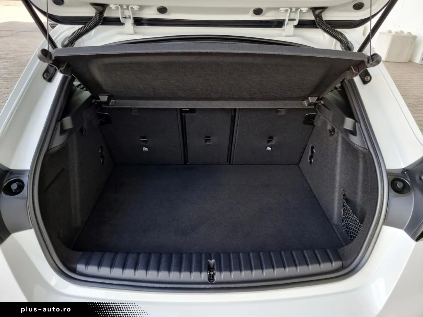 BMW 118 d M-Sport AHK aLED R-Kamera DAB Premium Pake