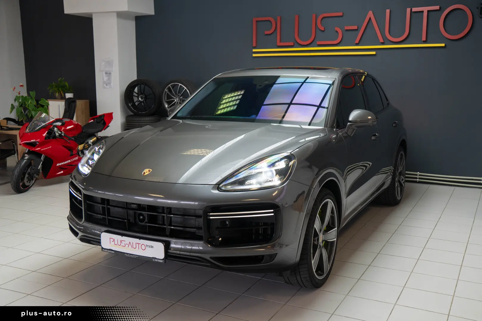 Porsche Cayenne Turbo S E-Hybrid