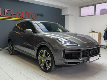 Porsche Cayenne Turbo S E-Hybrid