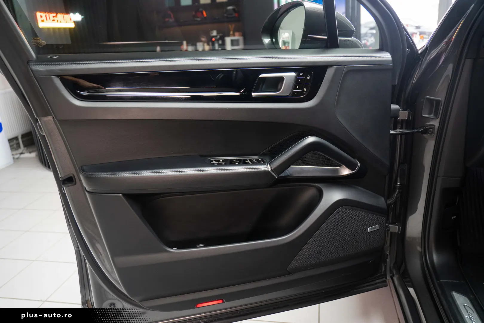 Porsche Cayenne Turbo S E-Hybrid