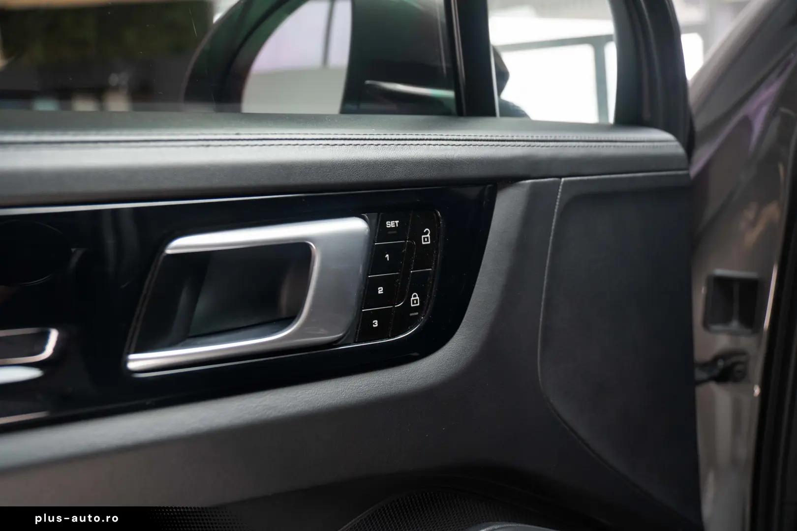 Porsche Cayenne Turbo S E-Hybrid