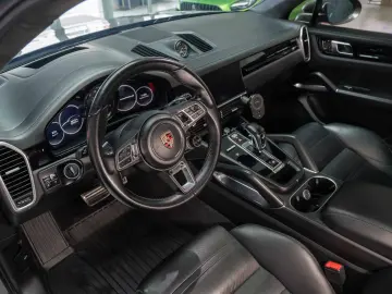 Porsche Cayenne Turbo S E-Hybrid