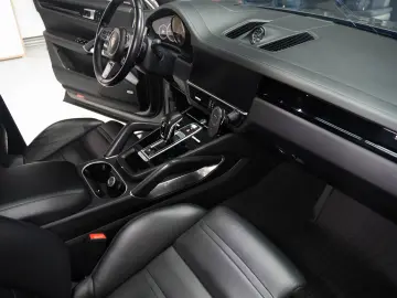 Porsche Cayenne Turbo S E-Hybrid