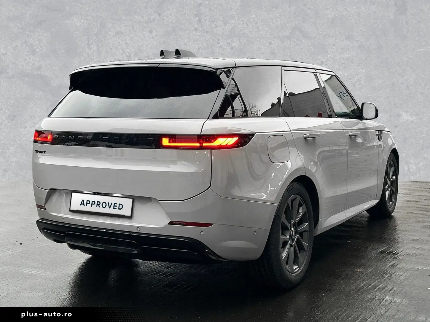 LAND ROVER Range Rover Sport D300 R-Dynamic SE   Winter Pak