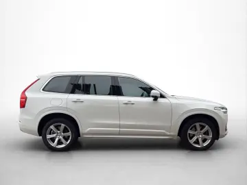 VOLVO XC90 B5 Diesel AWD Momentum Pro