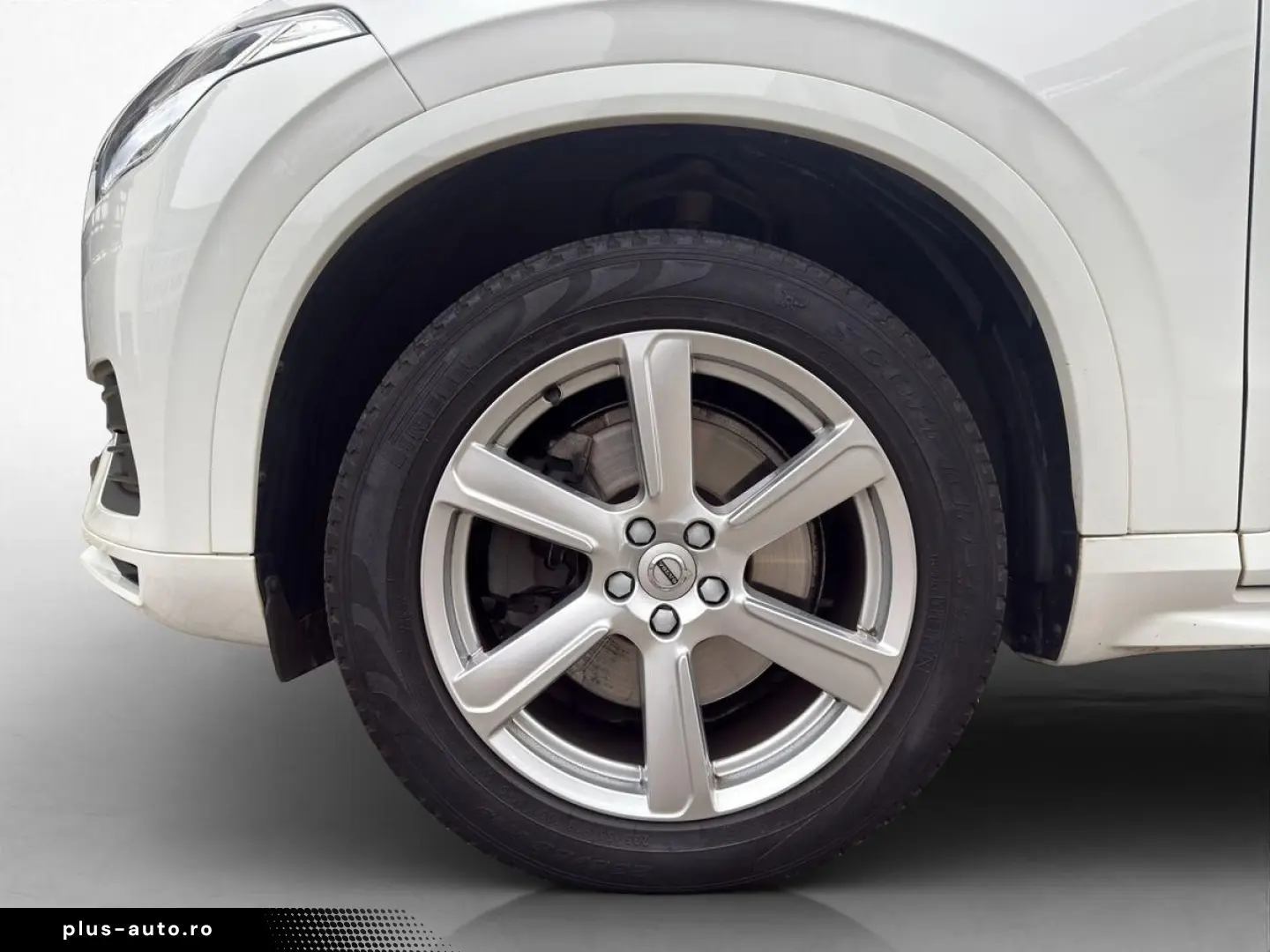 VOLVO XC90 B5 Diesel AWD Momentum Pro