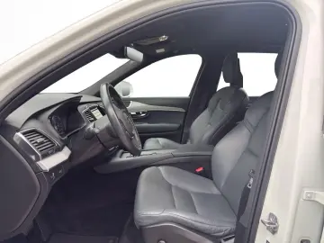 VOLVO XC90 B5 Diesel AWD Momentum Pro