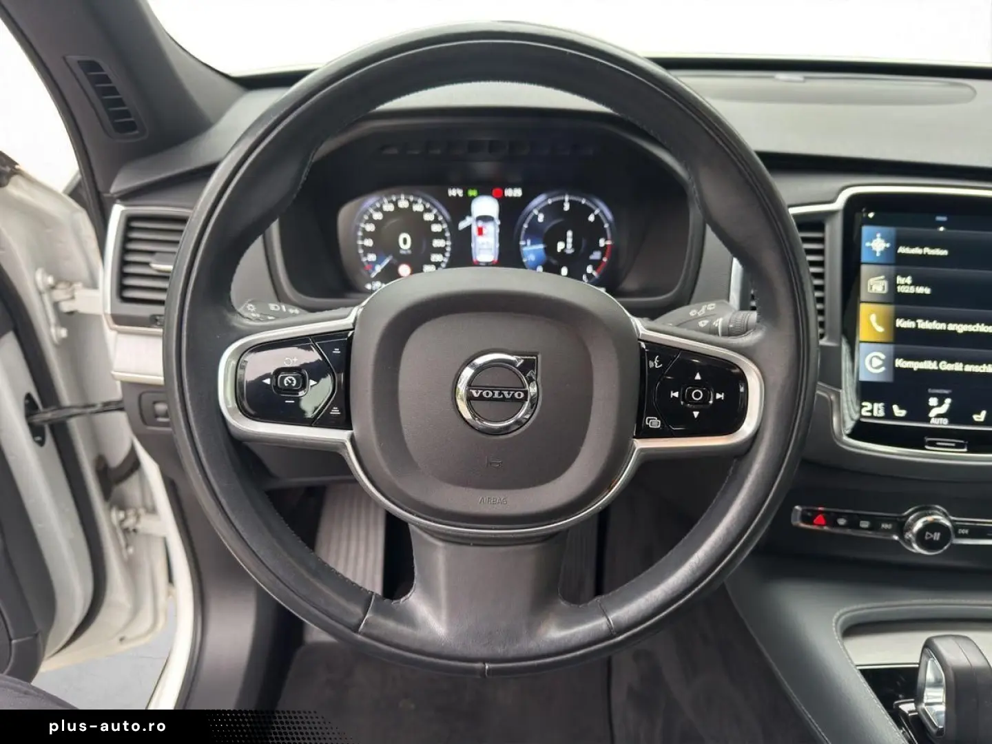 VOLVO XC90 B5 Diesel AWD Momentum Pro