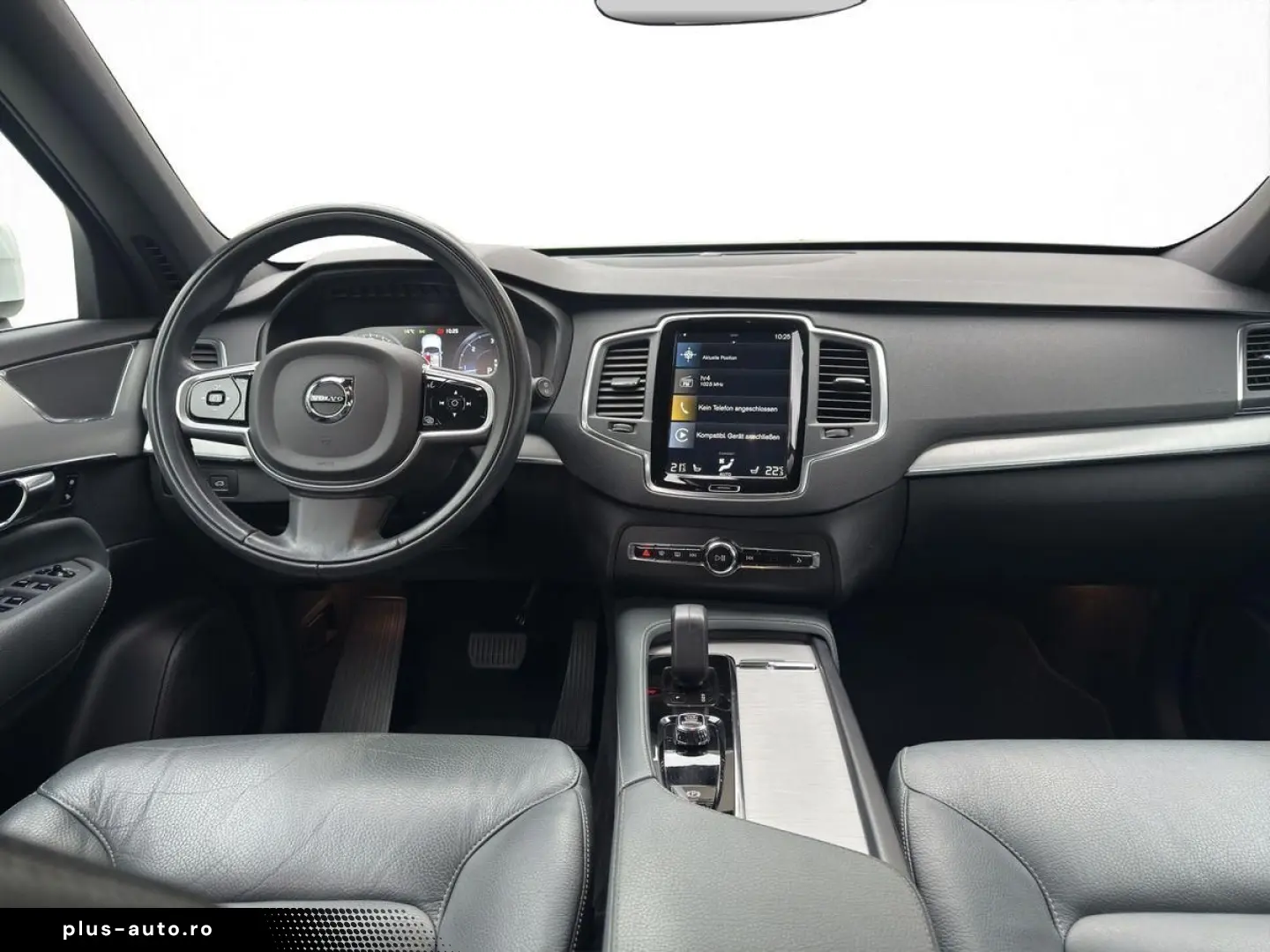 VOLVO XC90 B5 Diesel AWD Momentum Pro