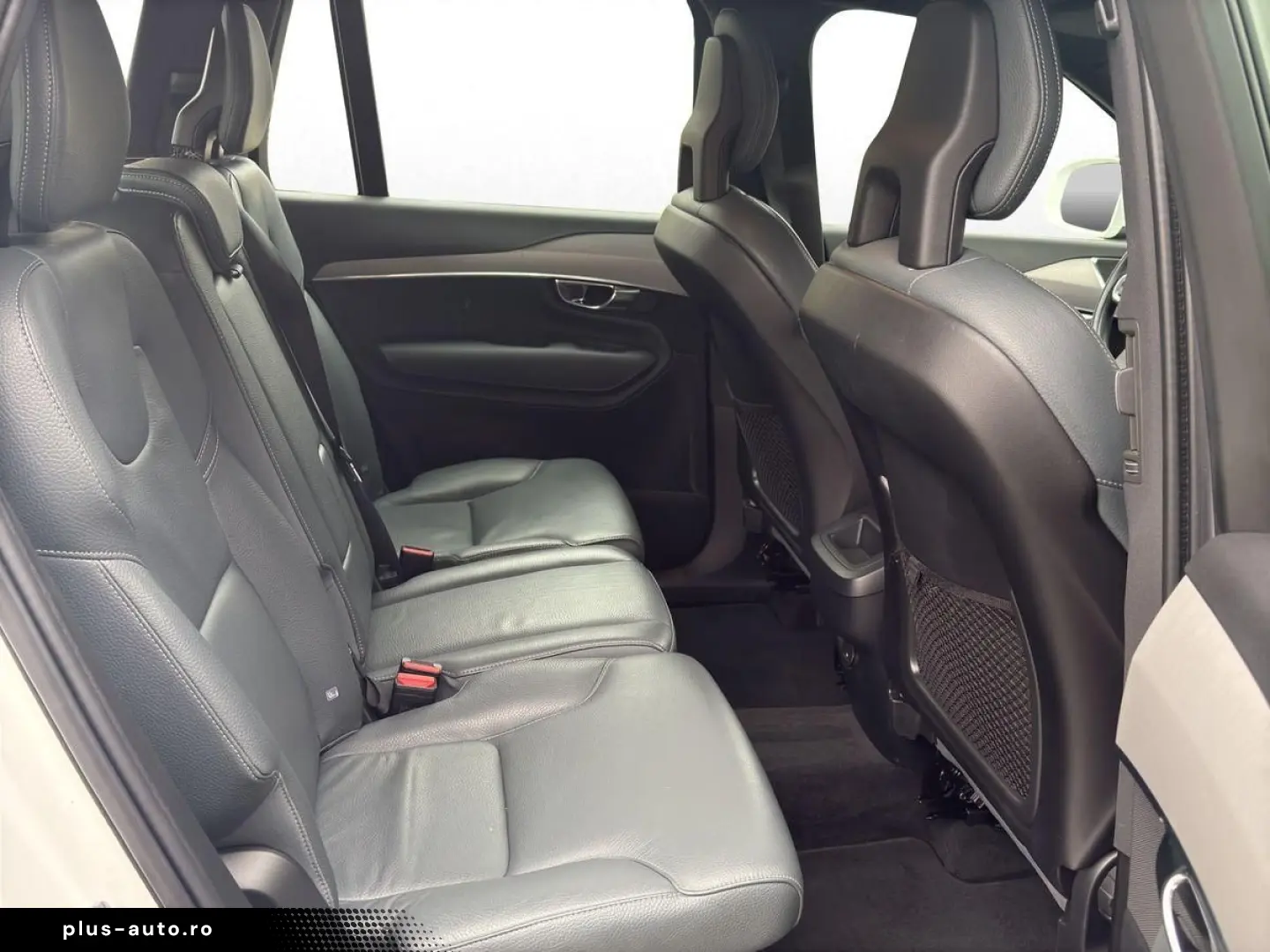 VOLVO XC90 B5 Diesel AWD Momentum Pro