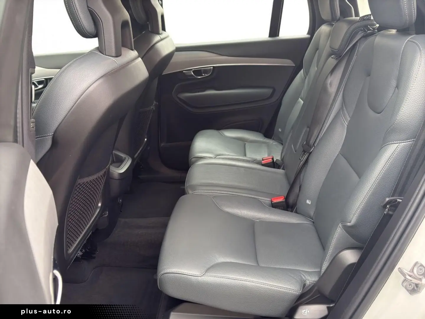 VOLVO XC90 B5 Diesel AWD Momentum Pro