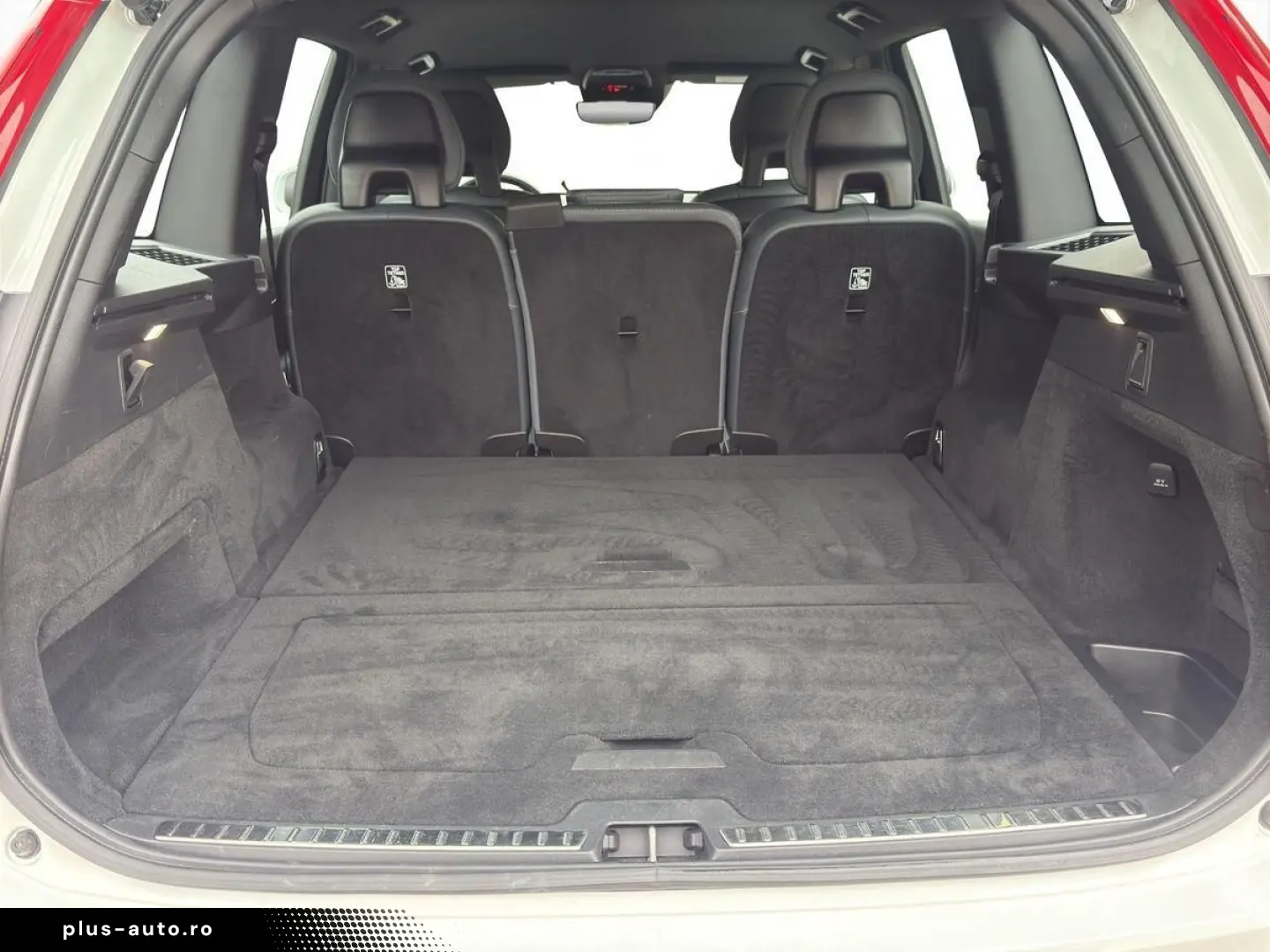 VOLVO XC90 B5 Diesel AWD Momentum Pro