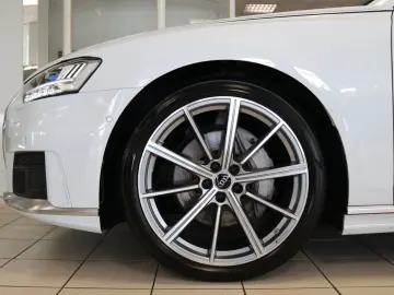 AUDI A8 50 TDI quattro Luft AHK 360  Pano STHZ Laser