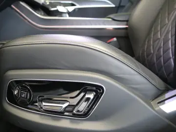 AUDI A8 50 TDI quattro Luft AHK 360  Pano STHZ Laser