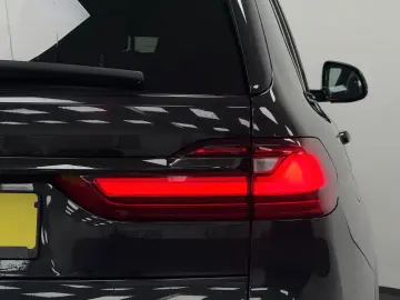 BMW X7 xDrive 40d M Sport Laser 360  MwSt. Garantie
