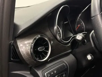 MERCEDES-BENZ V300d 4Matic lang 360  LED Leder MBUX &hellip;