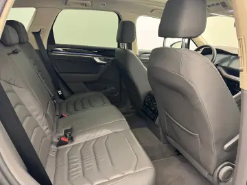 VW Touareg eHybrid 4M Atmosphere Pano20NaviMatrix