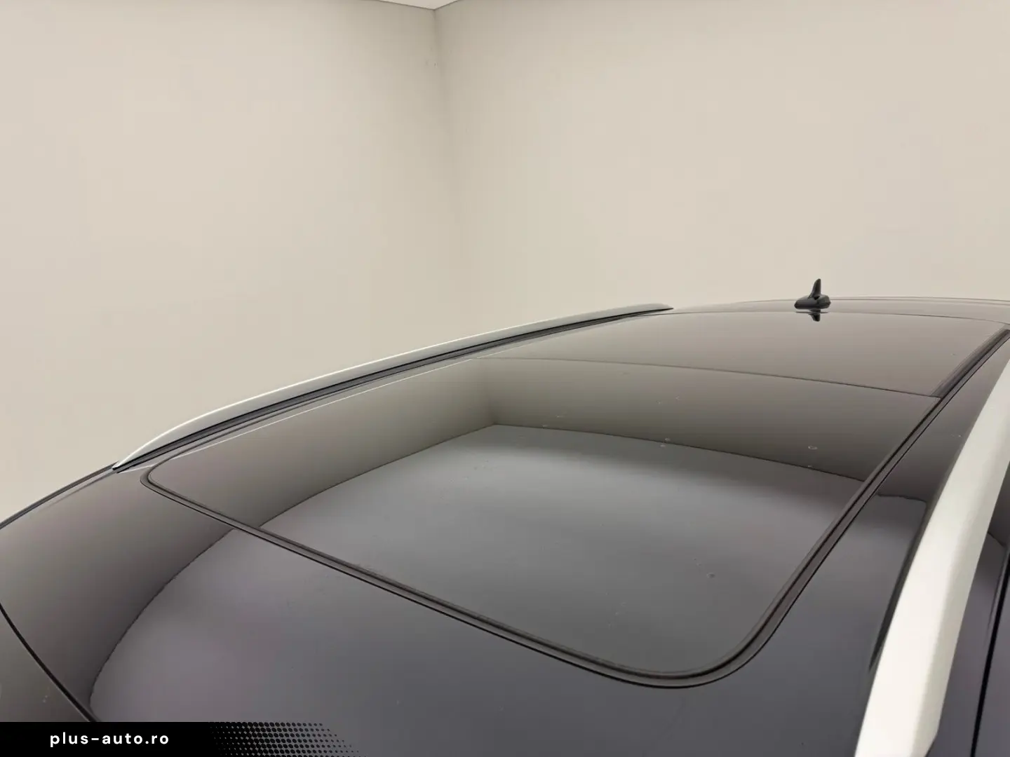 VW Touareg eHybrid 4M Atmosphere Pano20NaviMatrix