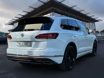VW Touareg 3.0 V6 TDI Elegance 4Motion 21 ALU LUFTF