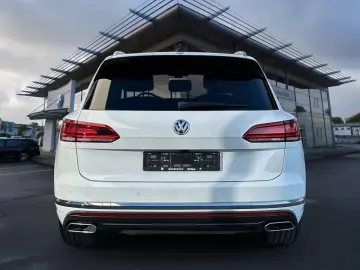 VW Touareg 3.0 V6 TDI Elegance 4Motion 21 ALU LUFTF