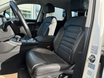 VW Touareg 3.0 V6 TDI Elegance 4Motion 21 ALU LUFTF