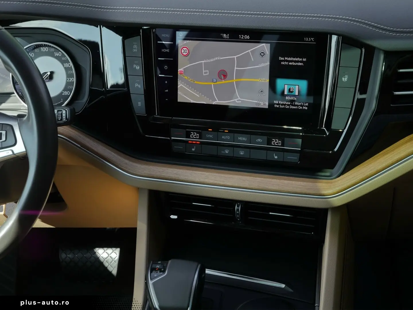 VW Touareg 3.0 TDI Pano Stand RFK Air ACC LED Navi