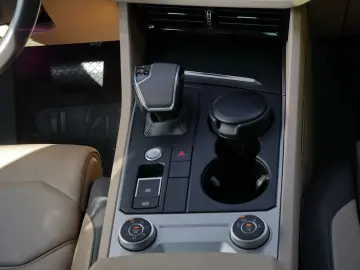 VW Touareg 3.0 TDI Pano Stand RFK Air ACC LED Navi