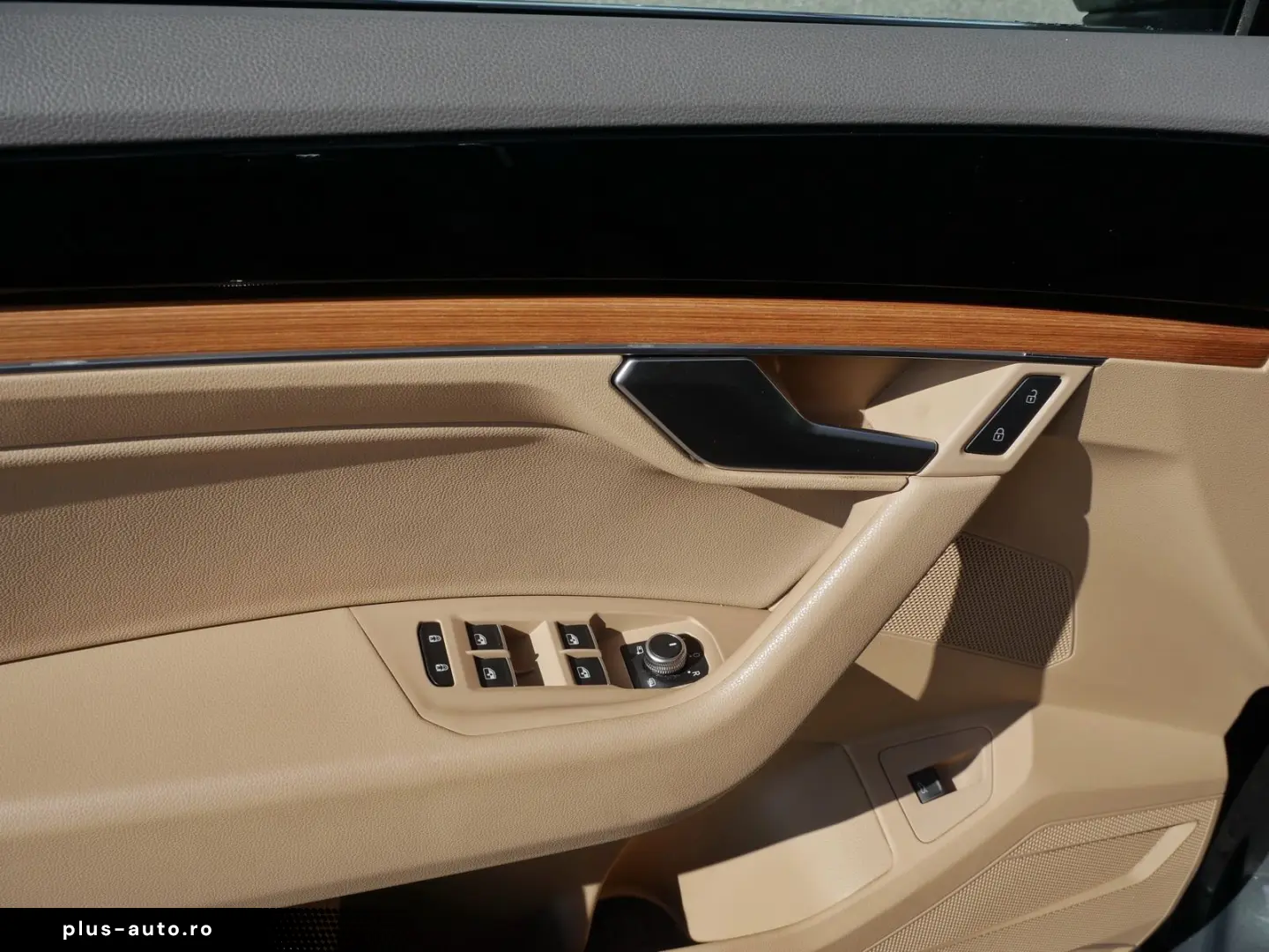 VW Touareg 3.0 TDI Pano Stand RFK Air ACC LED Navi