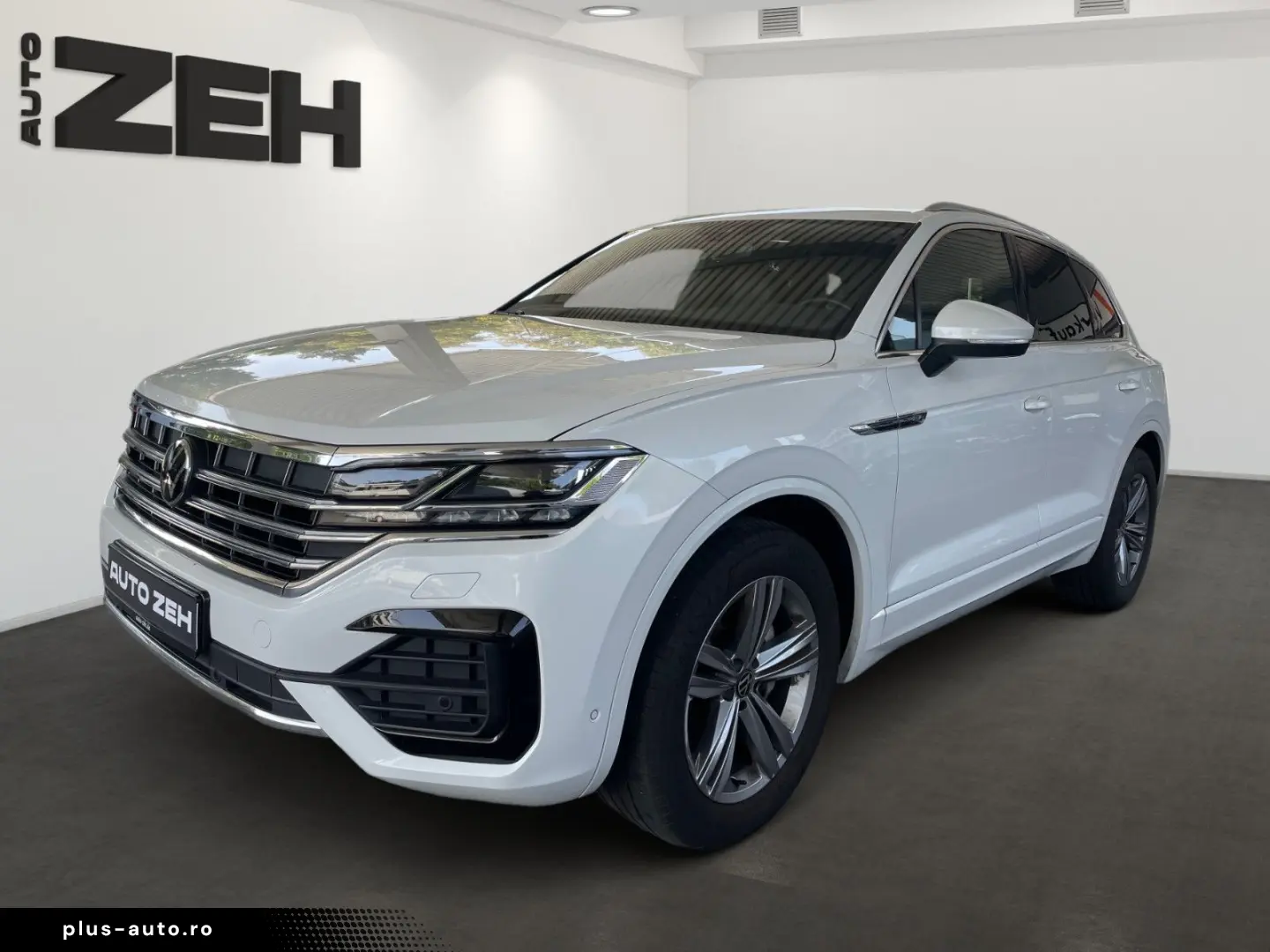 VW Touareg R-Line 4M  Navi Leder Pano Luft Kamera