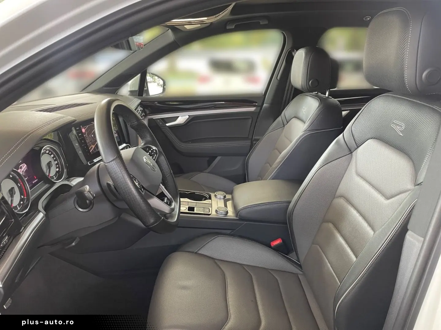 VW Touareg R-Line 4M  Navi Leder Pano Luft Kamera