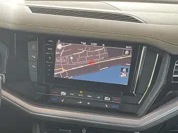 VW Touareg R-Line 4M  Navi Leder Pano Luft Kamera