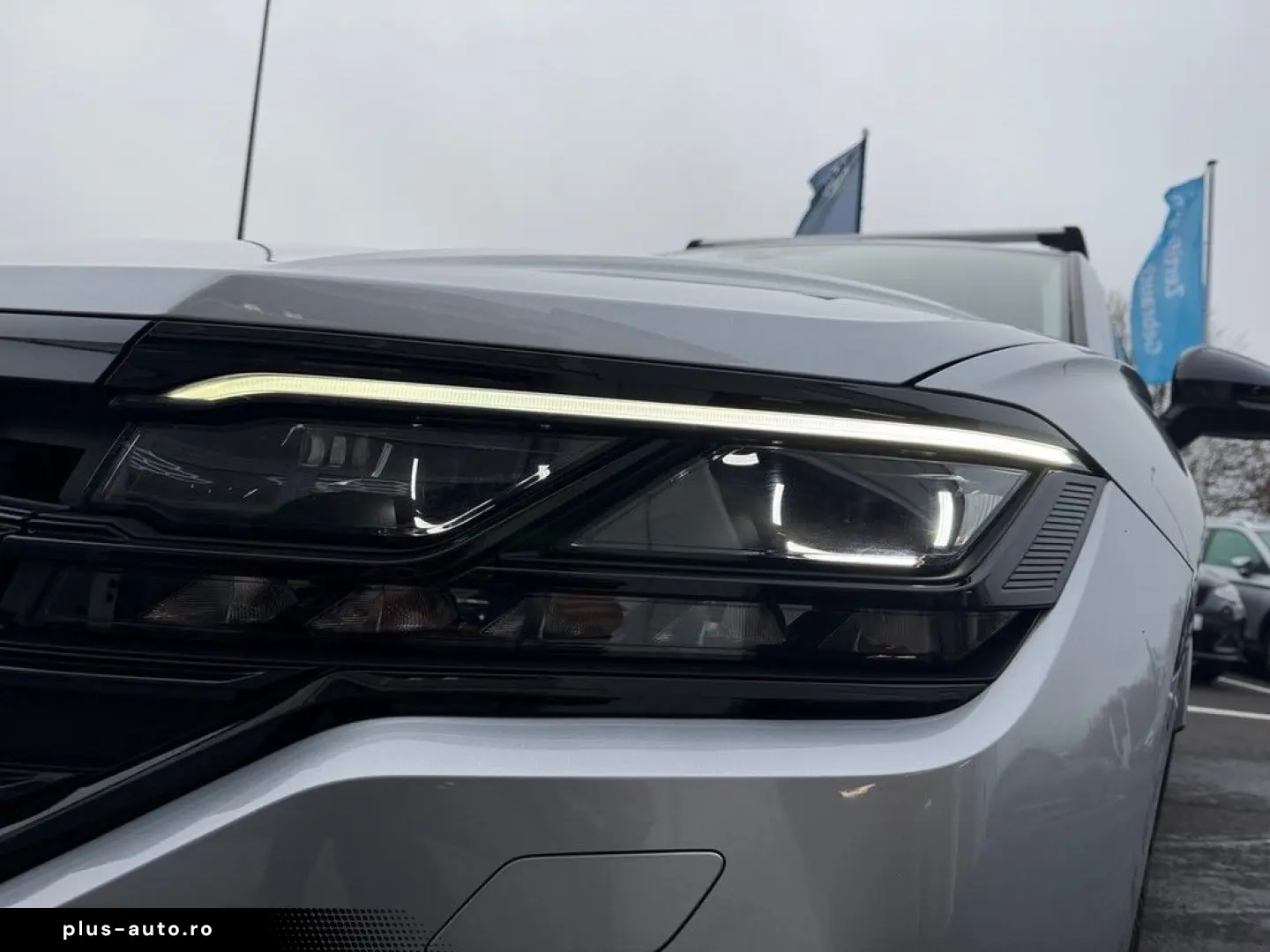 VW Touareg  3 0 TDI  4MOTION Automatik R-Line EX.