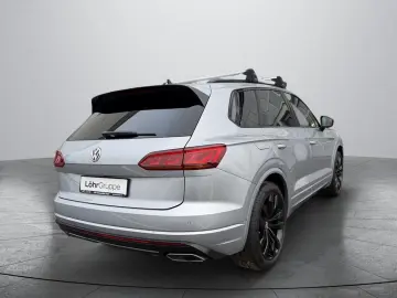 VW Touareg  3 0 TDI  4MOTION Automatik R-Line EX.