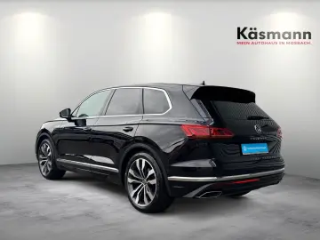 VW Touareg Elegance 3.0TDI 4M AHK MATRIX DICO